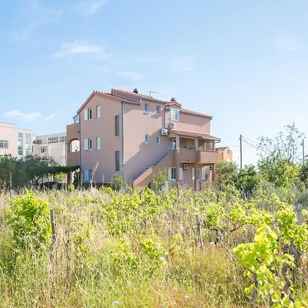 Comfortable Kastel Stafilic With Balcony - Two Bedroom With Balcony And Sea View Apartment